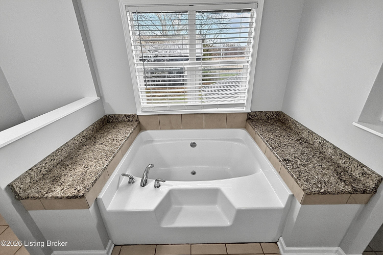 Listing Image 51
