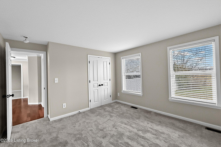 Listing Image 59