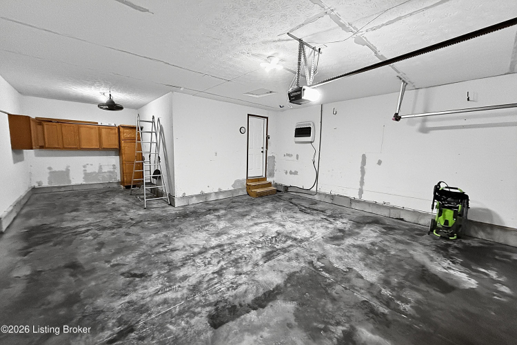 Listing Image 61