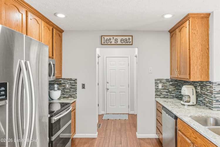 Listing Image 13