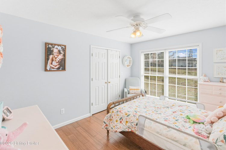 Listing Image 20