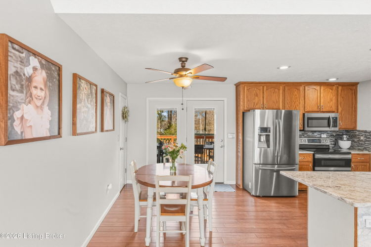 Listing Image 7