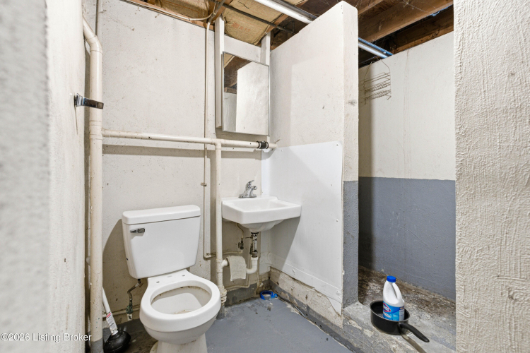Listing Image 24