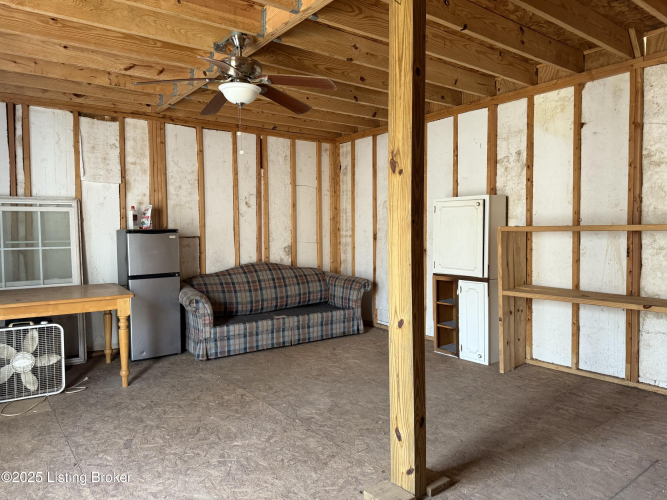 Listing Image 31
