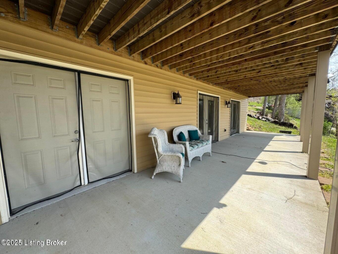 Listing Image 80