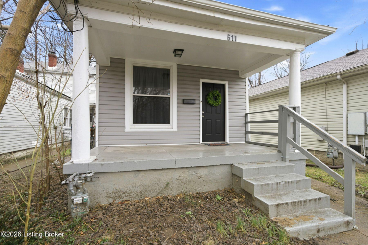 Listing Image 4