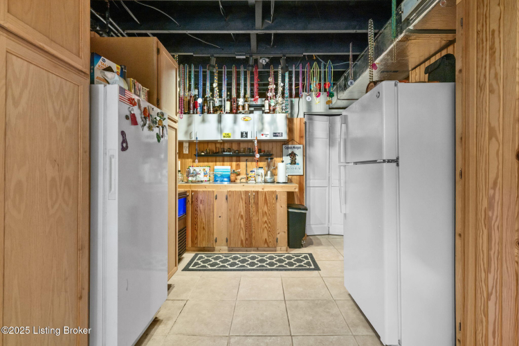 Listing Image 33