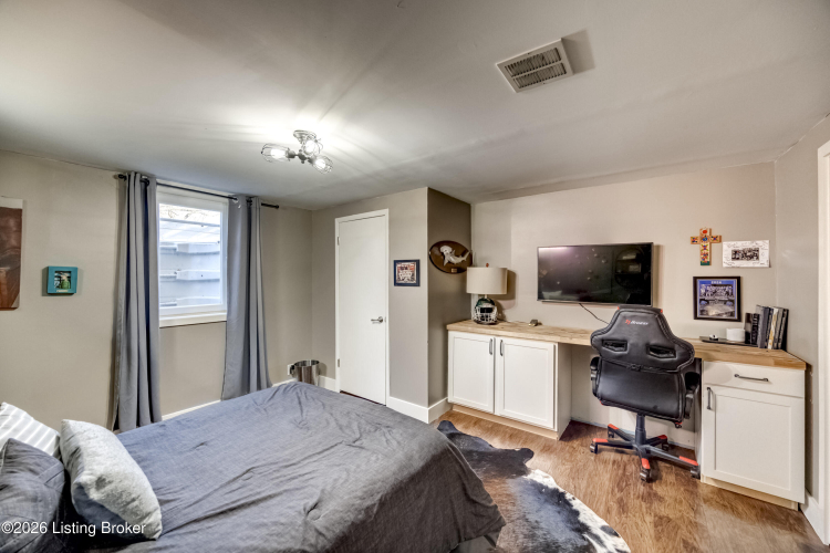Listing Image 57