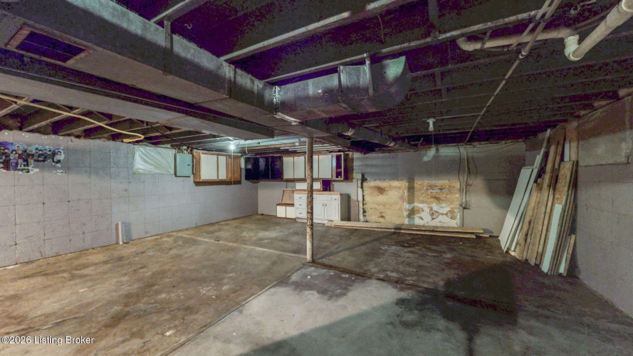 Listing Image 28