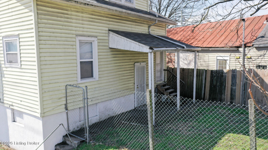 Listing Image 40