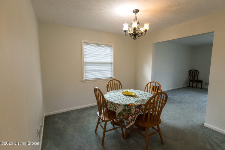 Listing Image 28