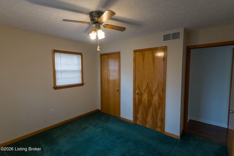 Listing Image 38