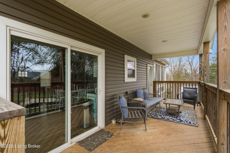 Listing Image 17