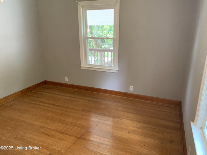 Listing Image 33
