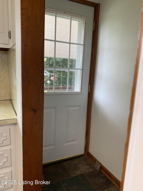 Listing Image 49