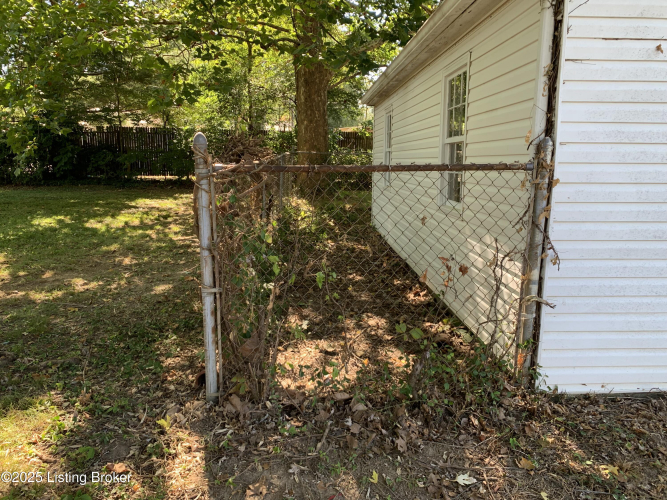 Listing Image 50