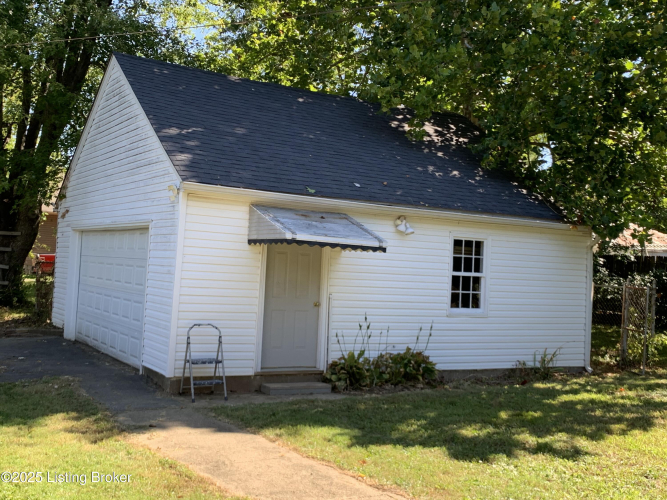 Listing Image 56