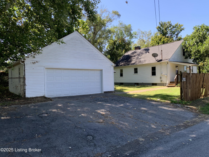 Listing Image 75