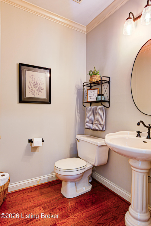 Listing Image 11