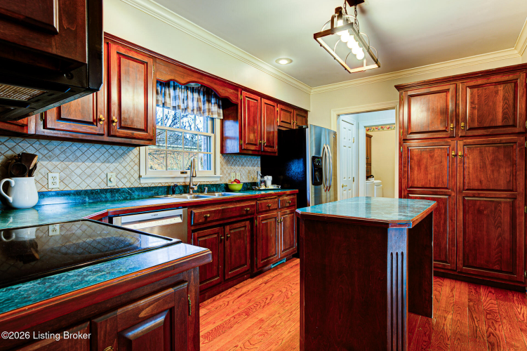 Listing Image 15