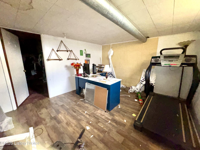 Listing Image 25