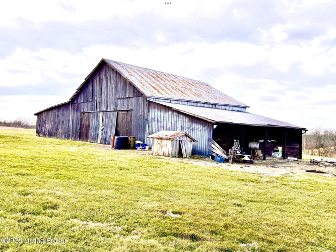 Listing Image 4