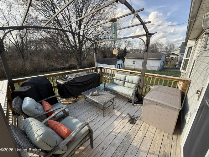 Listing Image 12