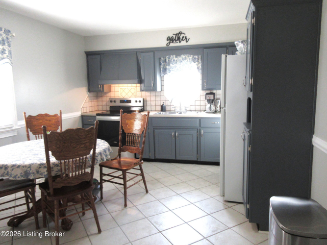Listing Image 33