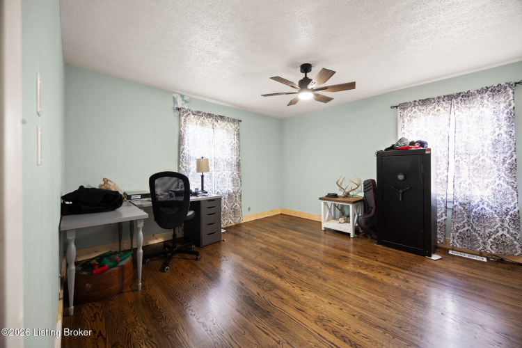 Listing Image 18