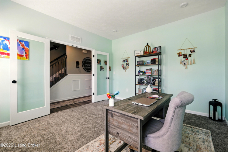 Listing Image 7