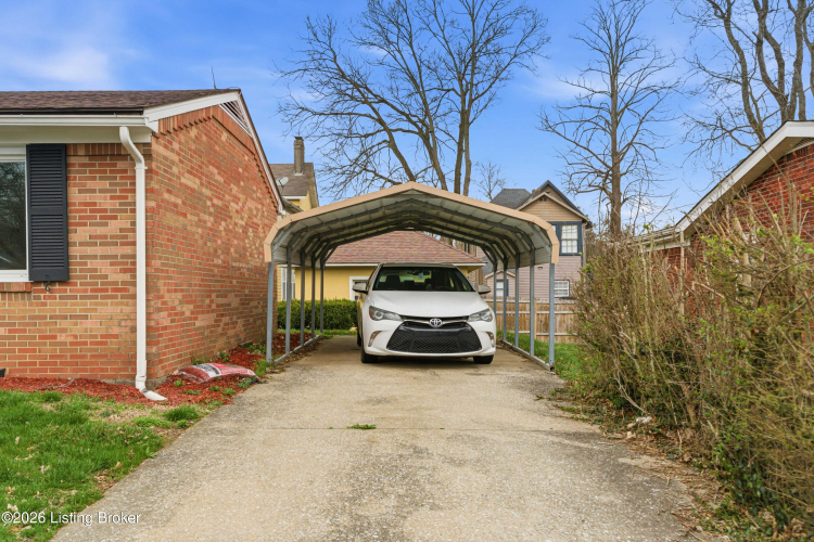 Listing Image 23