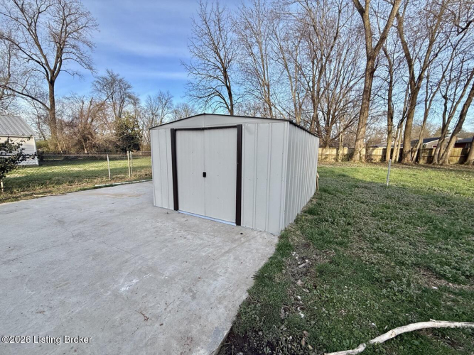 Listing Image 25