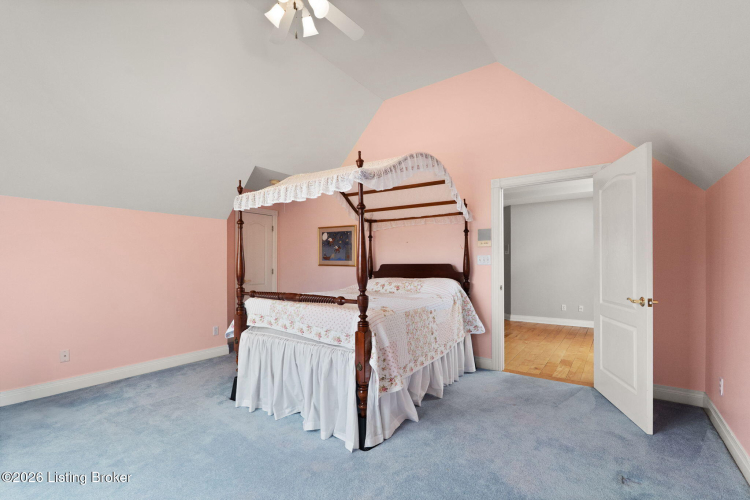 Listing Image 73