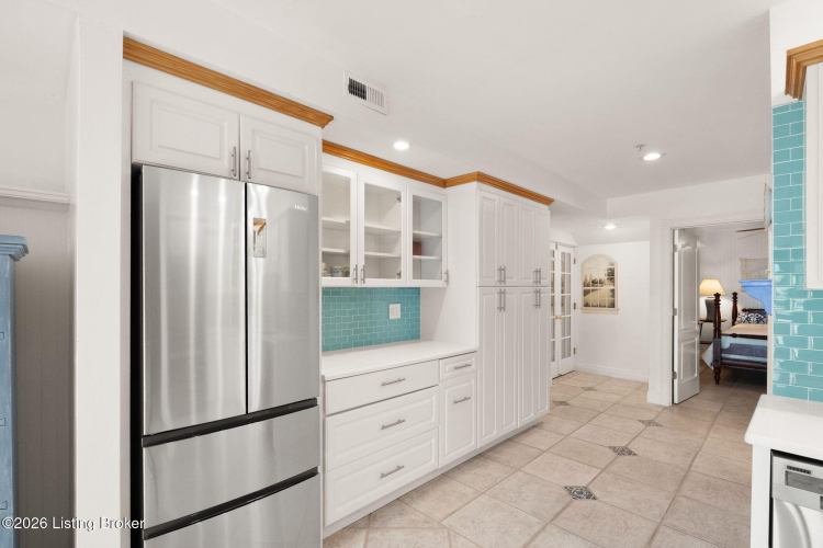 Listing Image 89