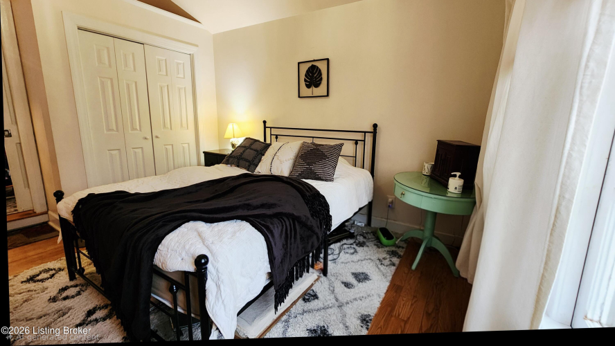Listing Image 22