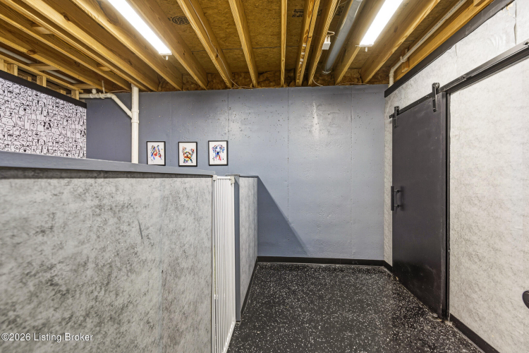 Listing Image 55