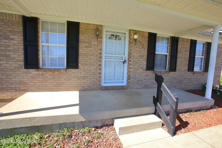 Listing Image 4
