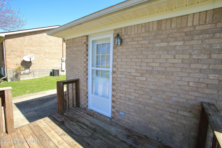Listing Image 32
