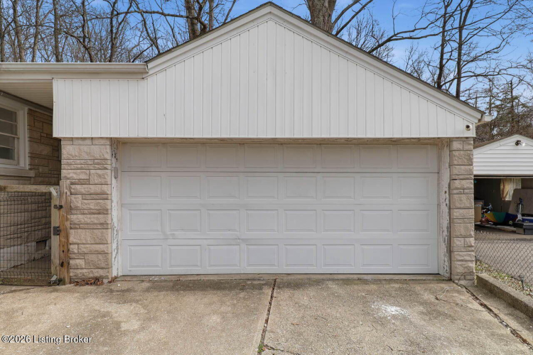 Listing Image 33