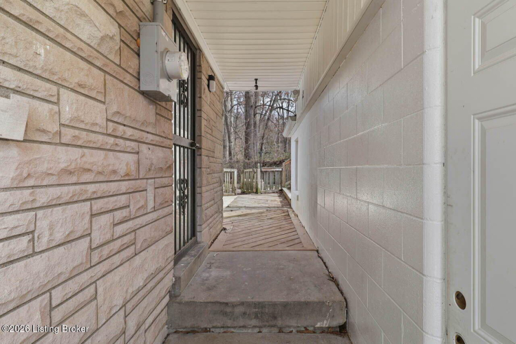 Listing Image 35
