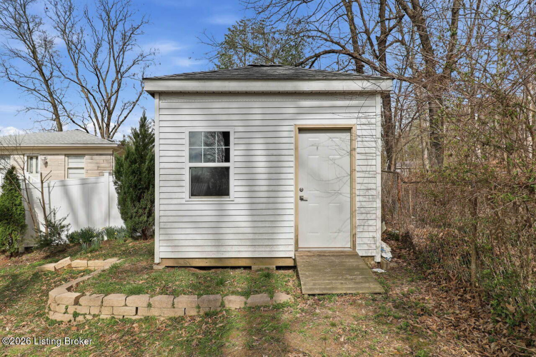 Listing Image 45