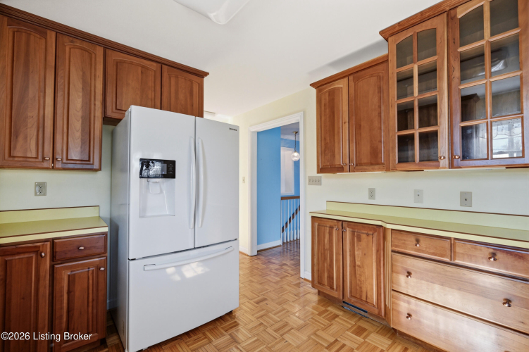 Listing Image 16