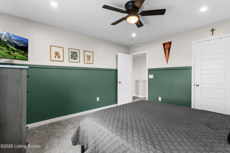 Listing Image 61