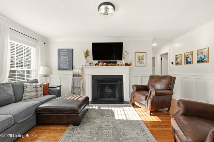 Listing Image 14