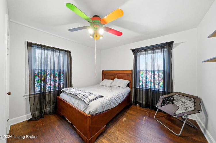 Listing Image 15