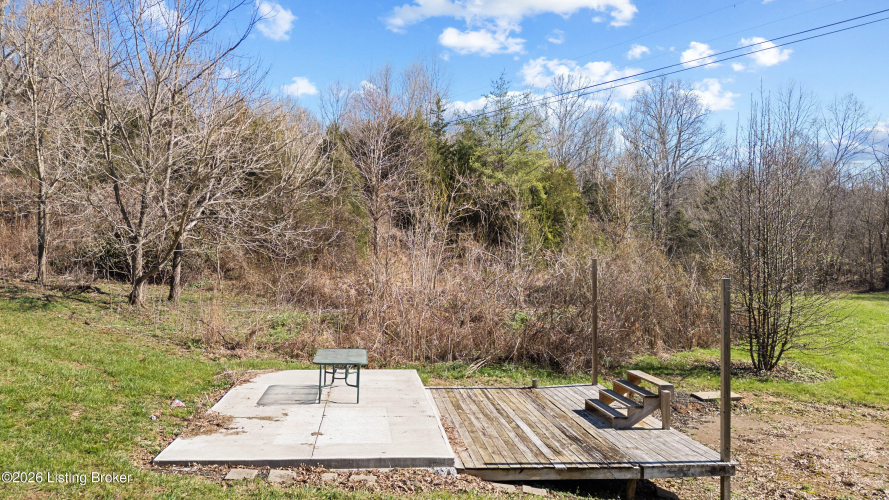 Listing Image 10