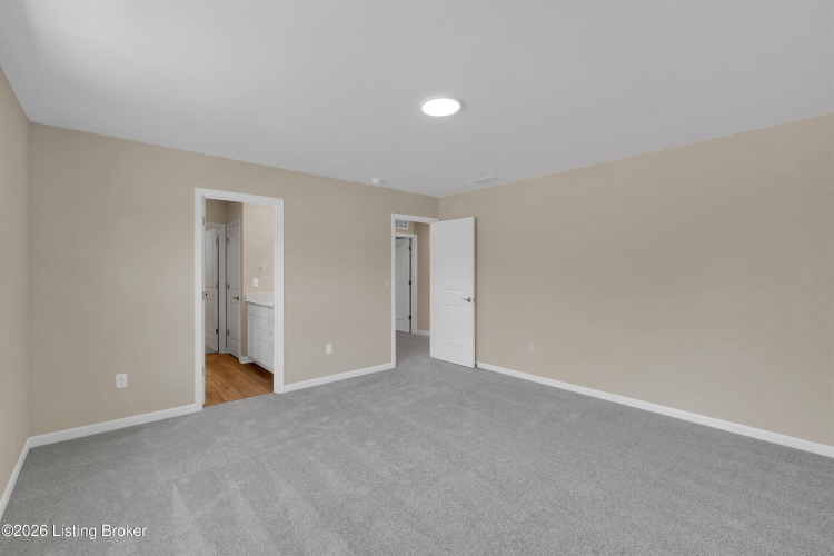 Listing Image 27
