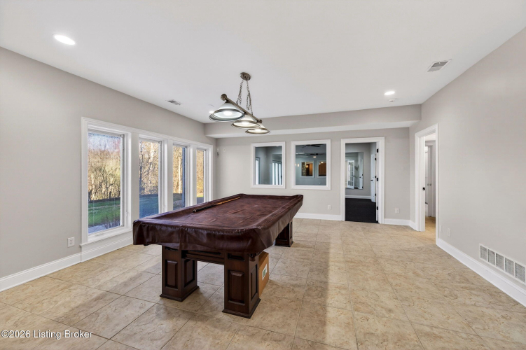 Listing Image 103