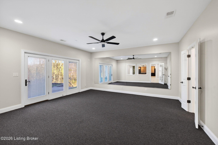 Listing Image 104