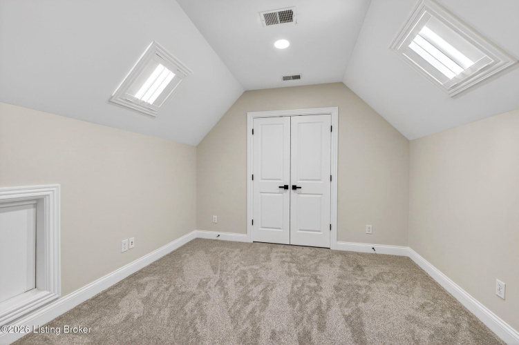 Listing Image 57